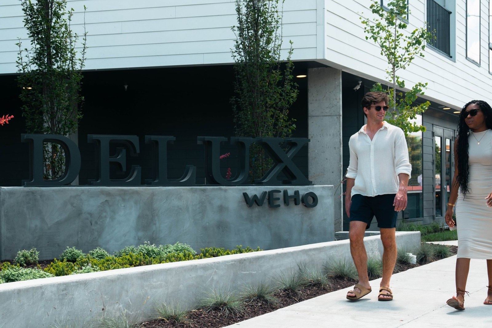 Exterior entrance at DELUX WeHo in Nashville.